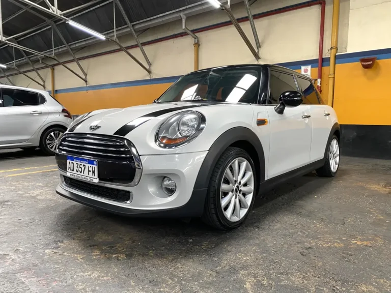 MINI COOPER 2018
