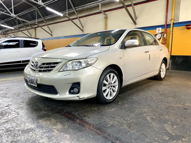 TOYOTA COROLLA SE-G 1.8 A/T 2013
