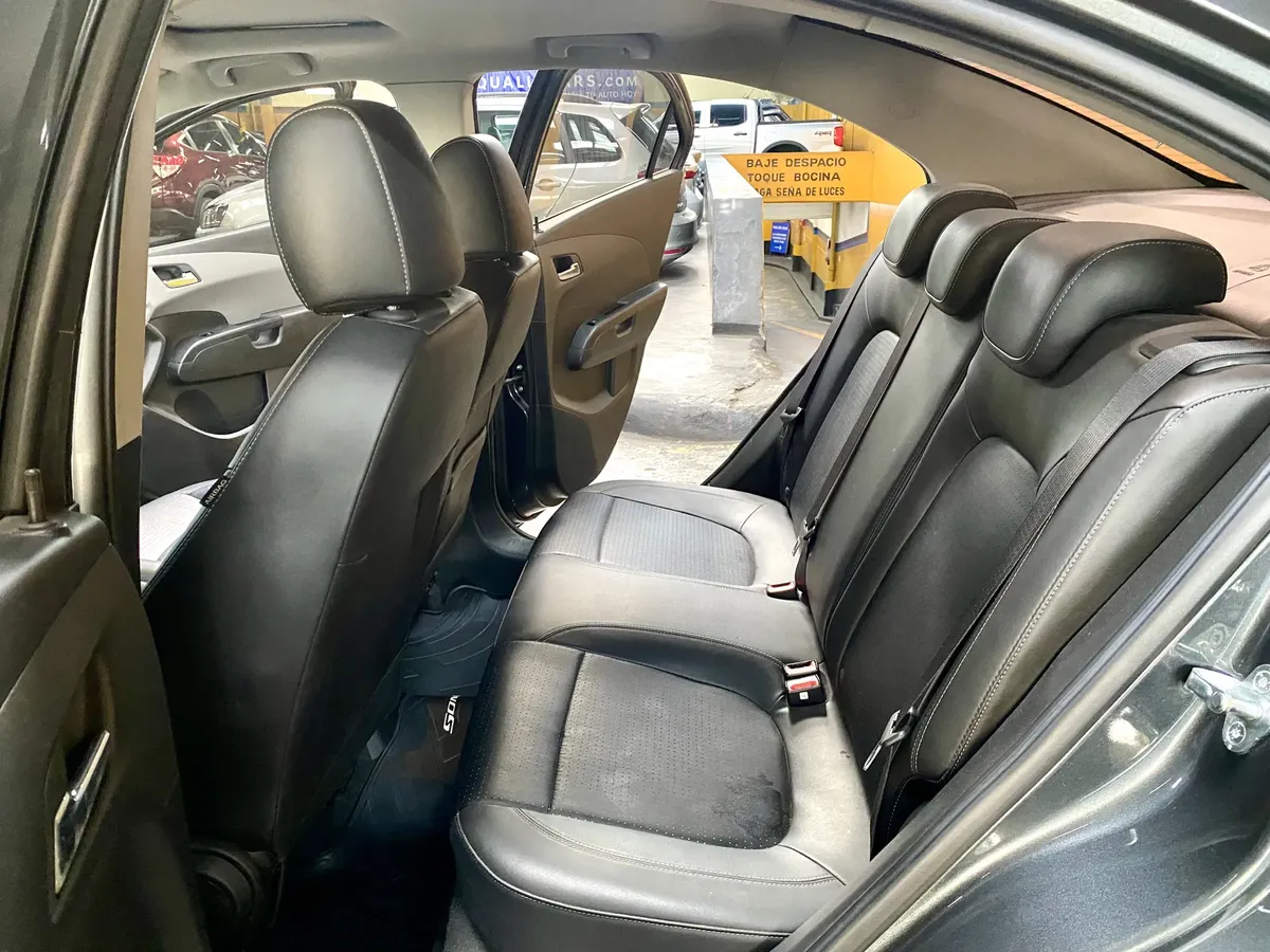 D_NQ_NP_2X_684207-MLA109556687834_042026-F