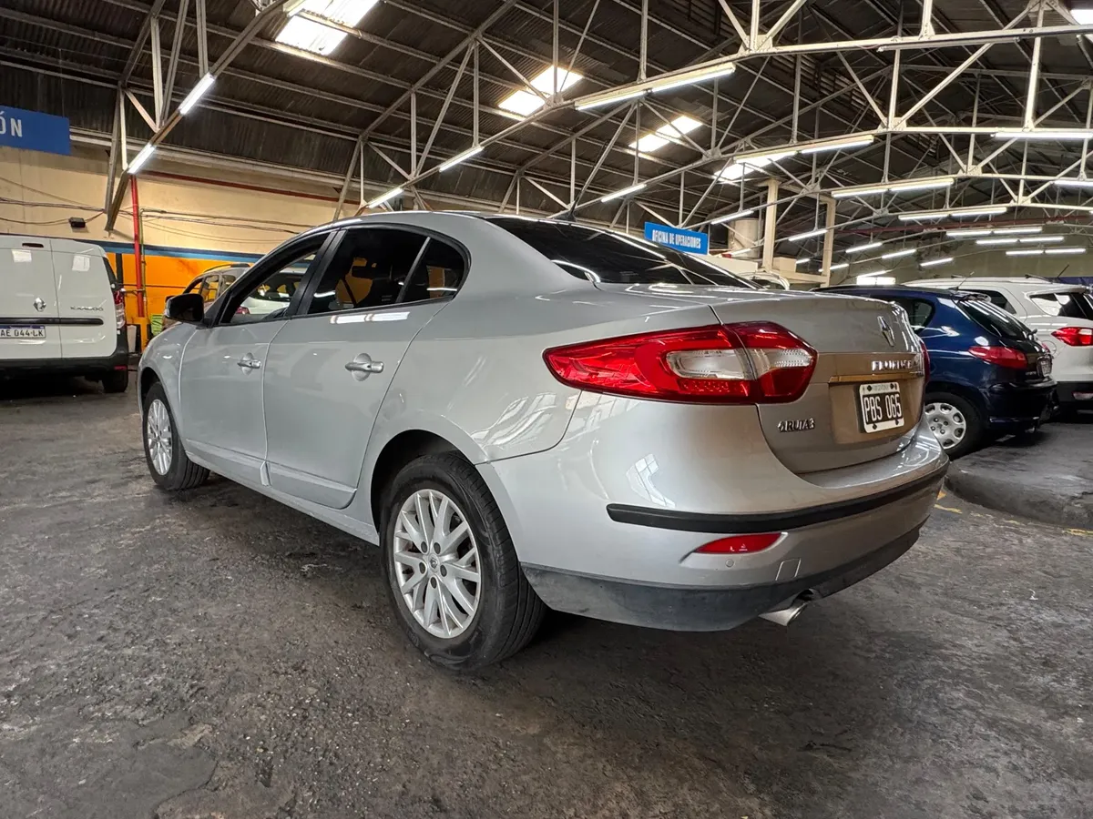 D_NQ_NP_2X_728883-MLA110388460965_042026-F