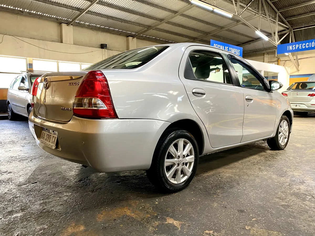 D_NQ_NP_2X_734657-MLA110284554265_042026-F