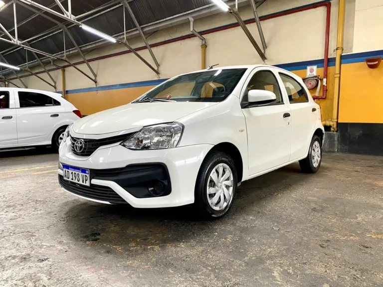 TOYOTA ETIOS X 1.5 6M/T 2018
