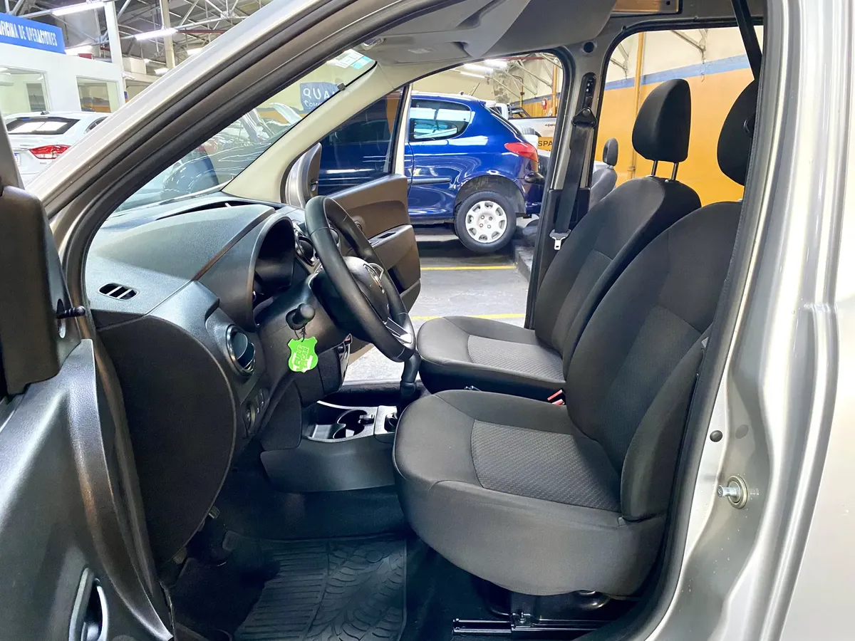 D_NQ_NP_2X_784115-MLA109460213220_042026-F