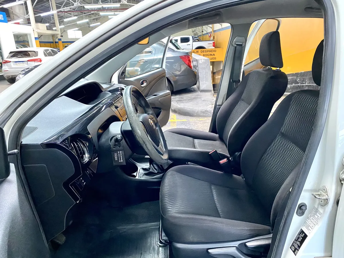 D_NQ_NP_2X_807085-MLA109680570896_042026-F