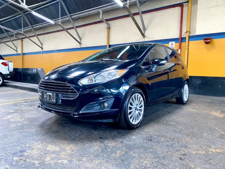 FORD FIESTA 1.6 L TITANIUM POWERSHIFT 2015