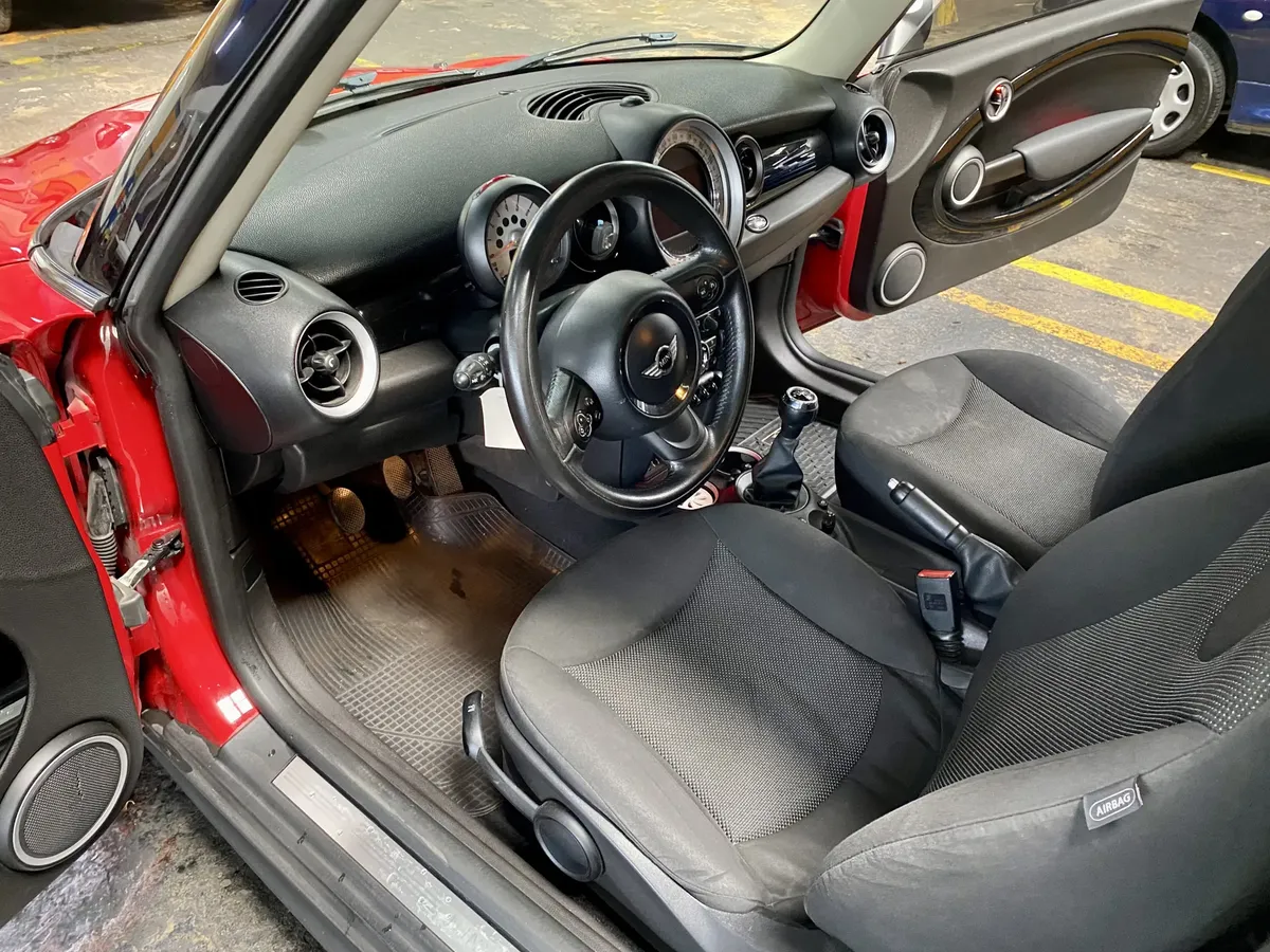 D_NQ_NP_2X_896764-MLA110327636215_042026-F