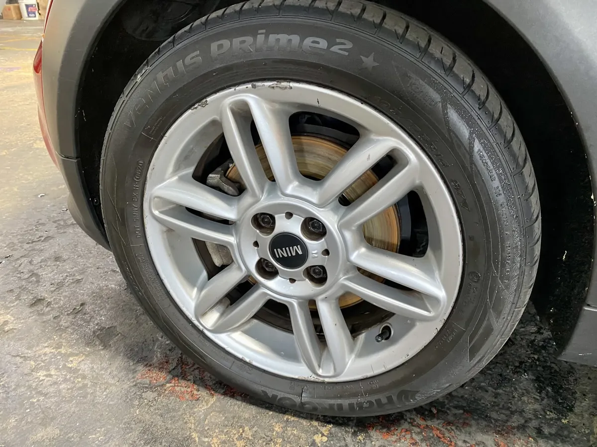 D_NQ_NP_2X_931893-MLA109460692814_042026-F