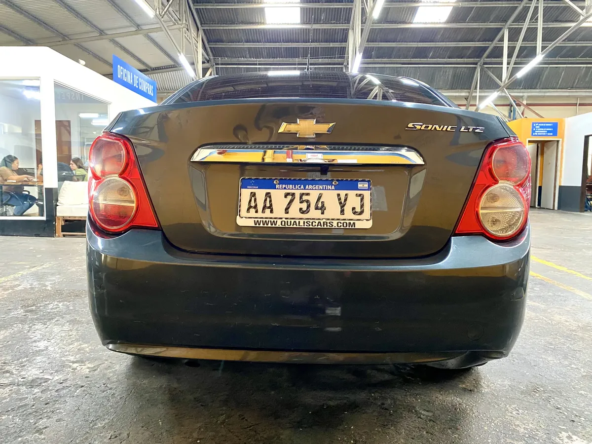 D_NQ_NP_2X_956188-MLA109556747312_042026-F