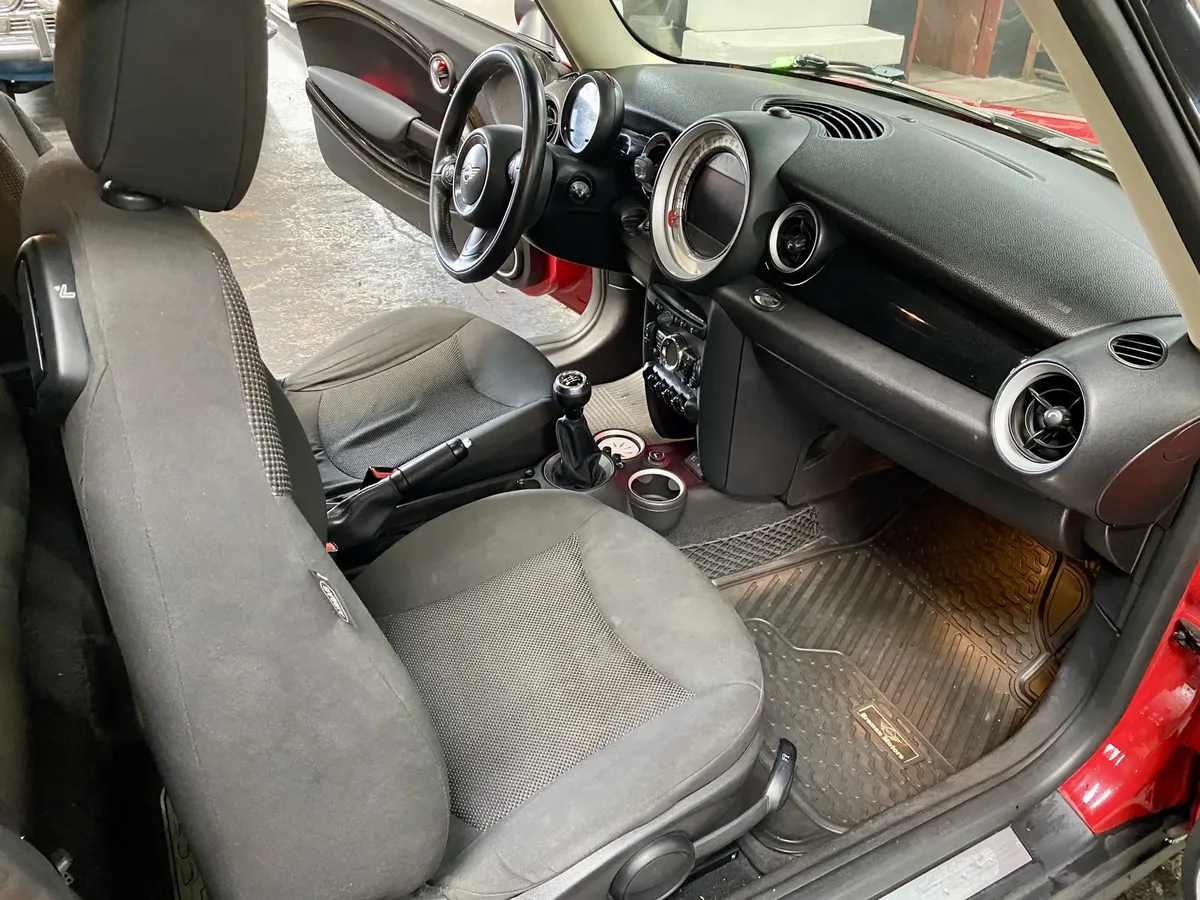 D_NQ_NP_2X_968840-MLA110327252789_042026-F