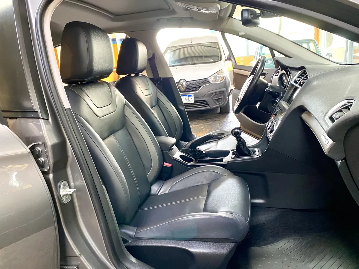 D_NQ_NP_2X_985534-MLA110426362221_042026-F