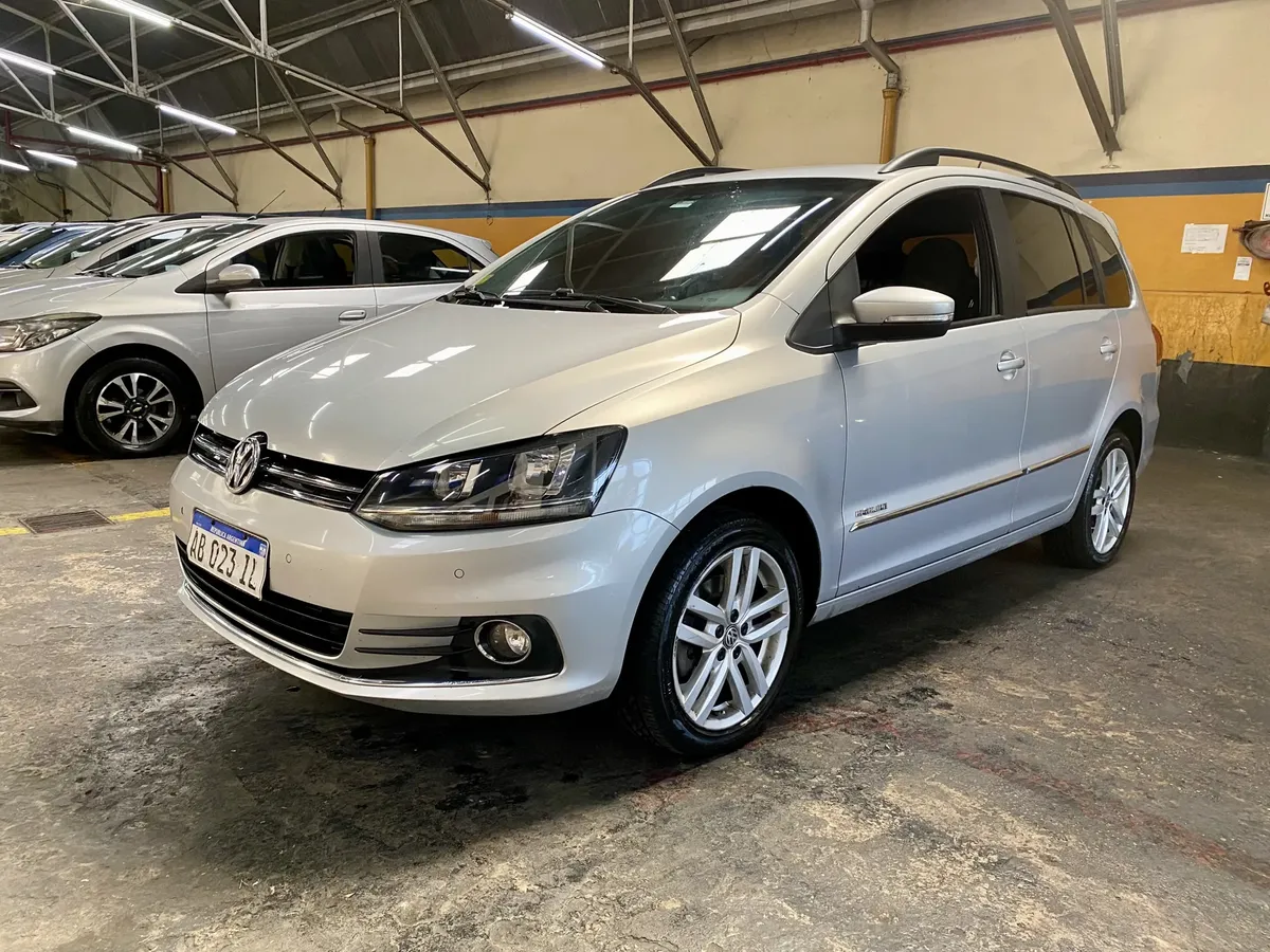 VOLKSWAGEN SURAN 1.6 5D 212 2017