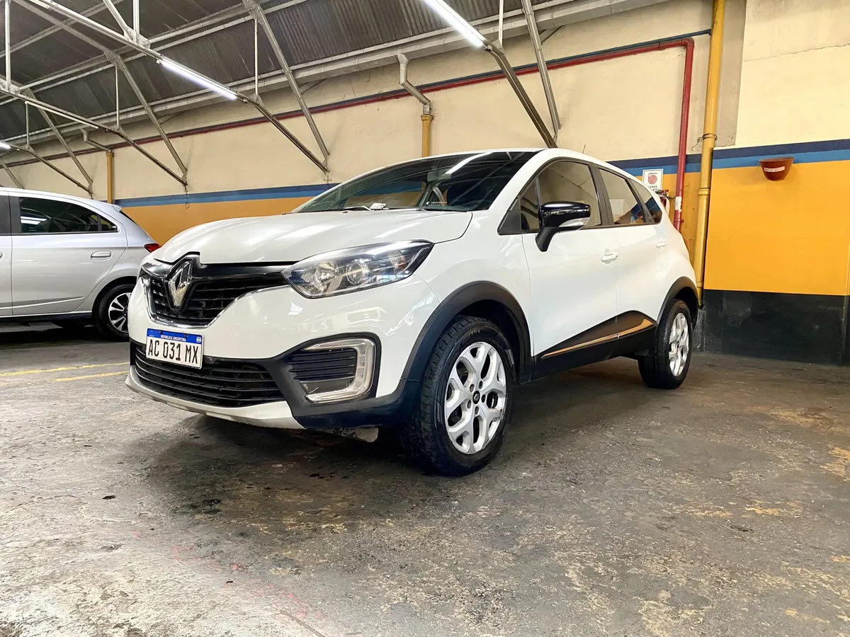 RENAULT CAPTUR ZEN 2.0 2017