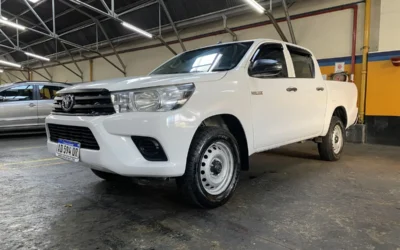 TOYOTA HILUX 4X2 D/C DX 2.4 TDI 6 M/T 2020