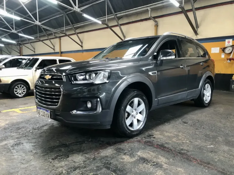 CHEVROLET CAPTIVA LT 2.4 M/T 2017