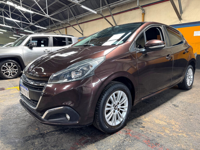 Peugeot 208 Allure 2019