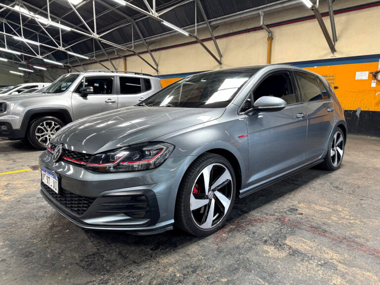 Volkswagen Golf Gti 2021